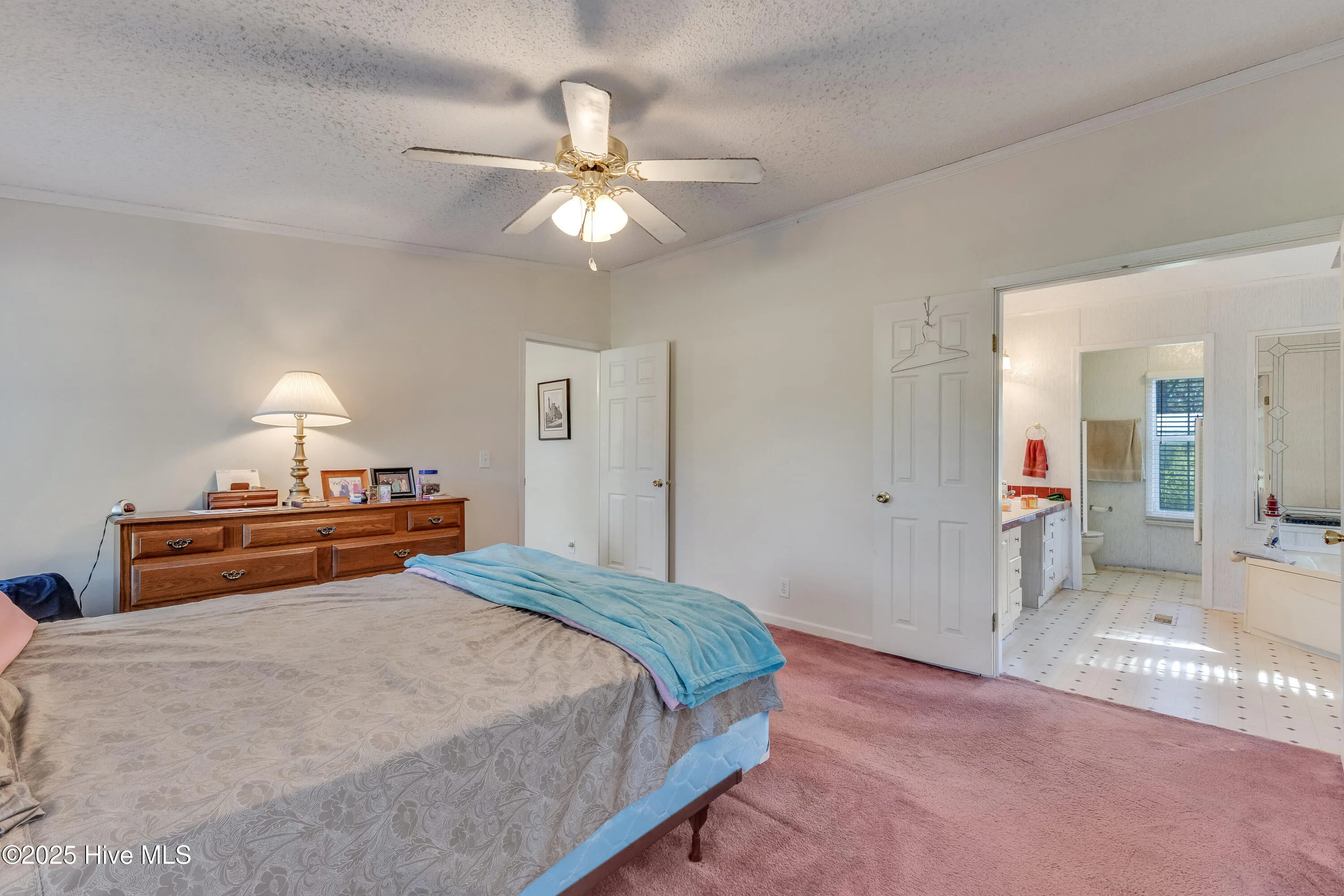 Burgaw, North Carolina 28425, United States, 3 Bedrooms Bedrooms, ,3 BathroomsBathrooms,Residential,Active,238353