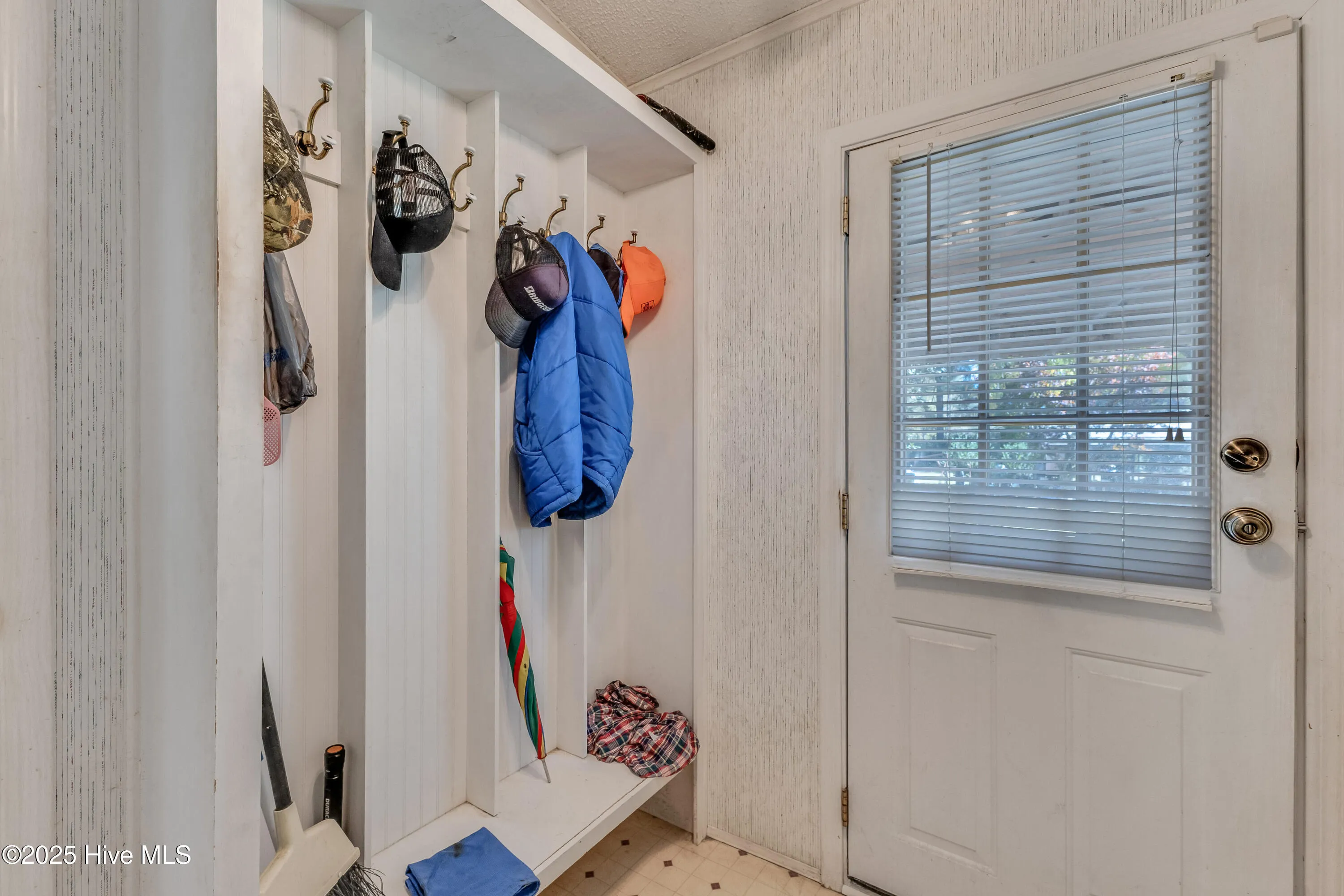 Burgaw, North Carolina 28425, United States, 3 Bedrooms Bedrooms, ,3 BathroomsBathrooms,Residential,Active,238353