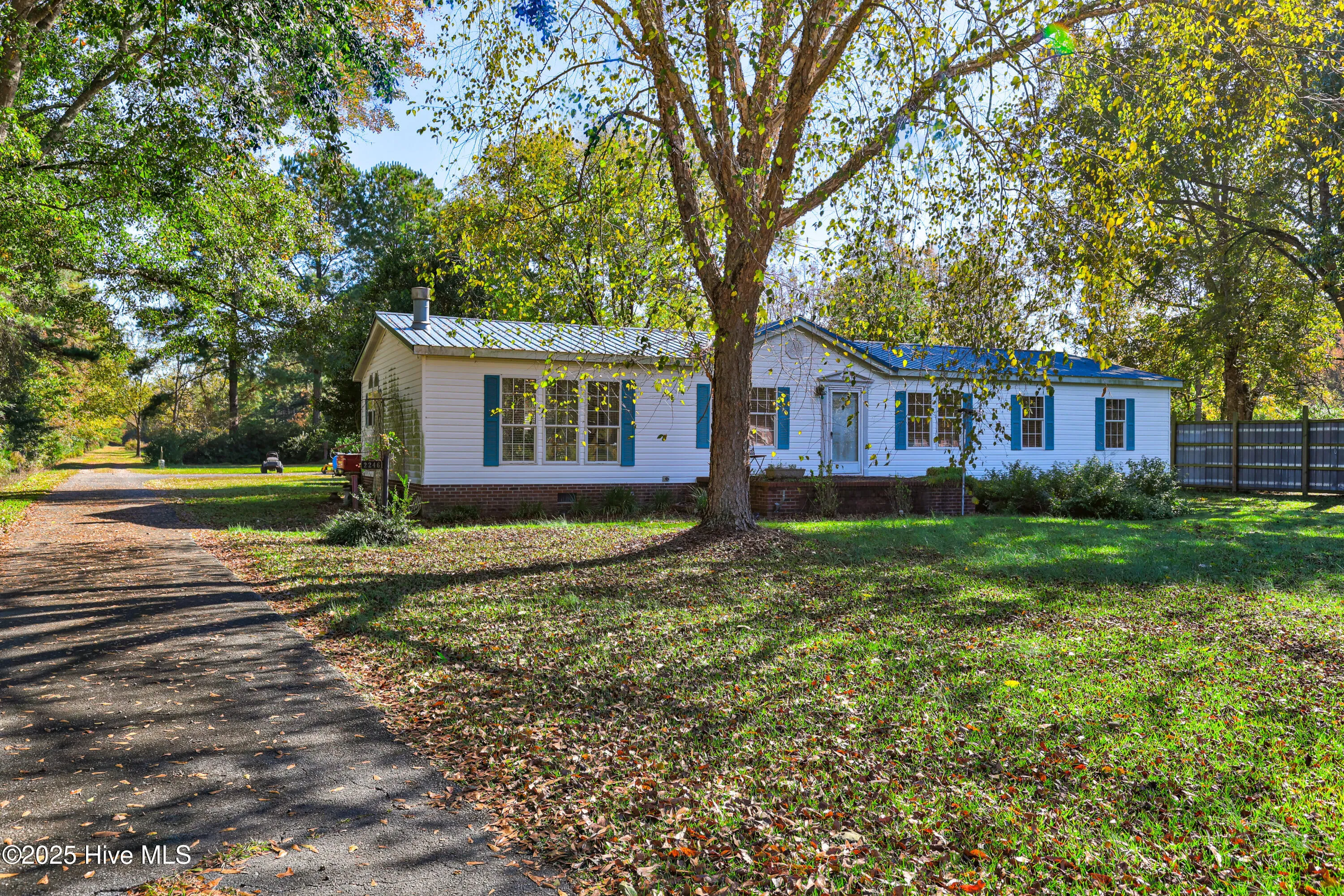 Burgaw, North Carolina 28425, United States, 3 Bedrooms Bedrooms, ,3 BathroomsBathrooms,Residential,Active,238353