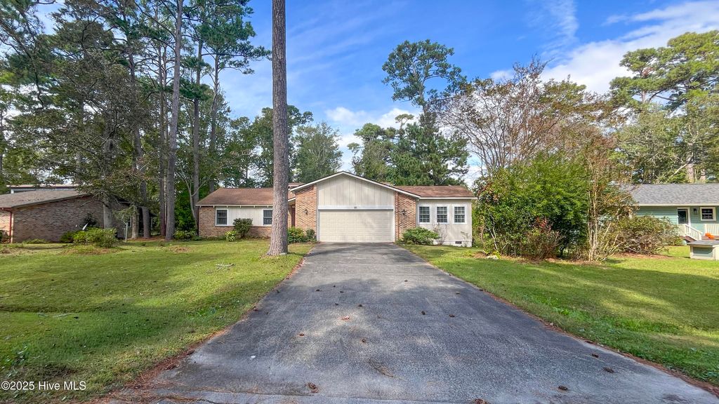 Photo of 3608 Meadow Drive, Morehead City, NC 28557 (MLS # 100539161)