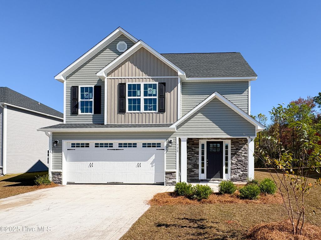Photo of 720 Ellabond Street, Sneads Ferry, NC 28460 (MLS # 100499954)