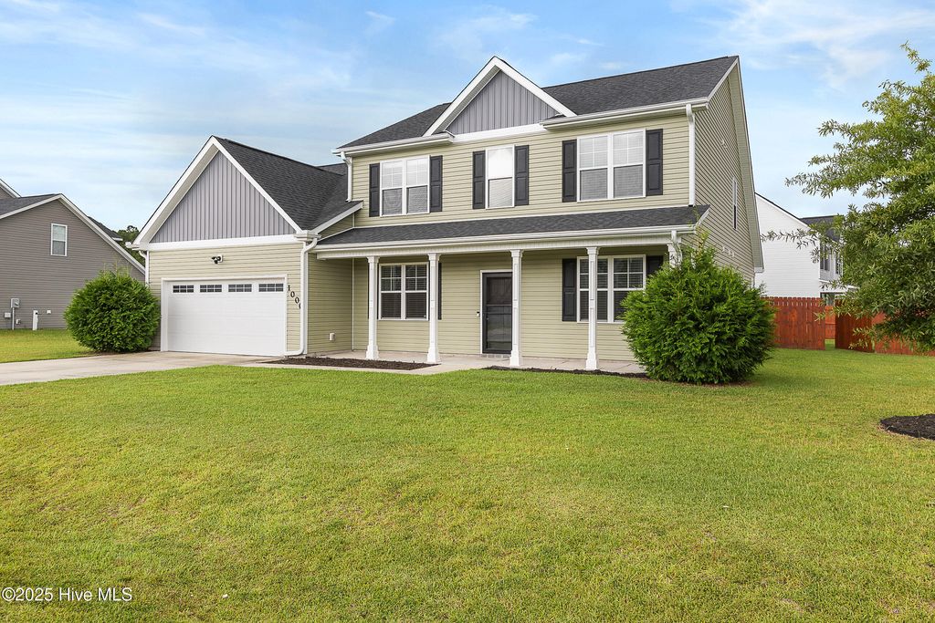 Photo of 1000 Ferry Spring Lane, Jacksonville, NC 28546 (MLS # 100525364)