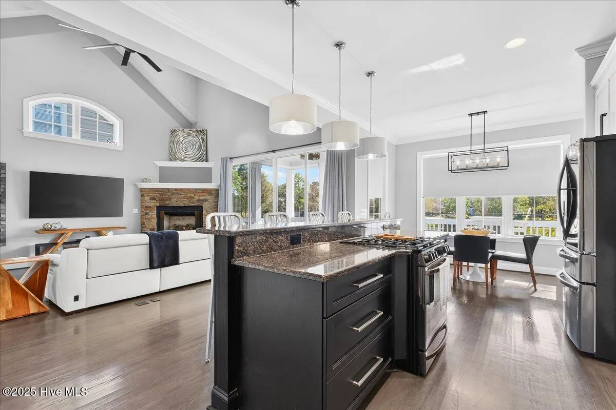 Shallotte, North Carolina 28470, United States, 4 Bedrooms Bedrooms, ,3 BathroomsBathrooms,Residential,Active,210704