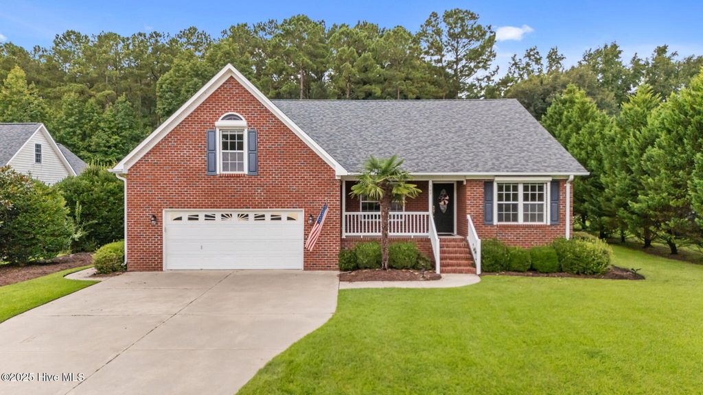 Photo of 303 Deerfield Drive, New Bern, NC 28562 (MLS # 100524932)