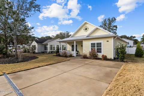 A home in Oak Island