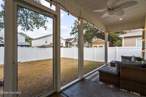 A home in Oak Island