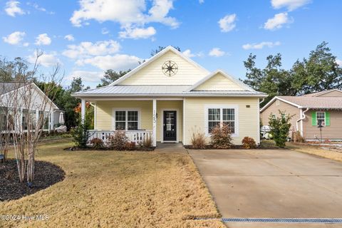 A home in Oak Island