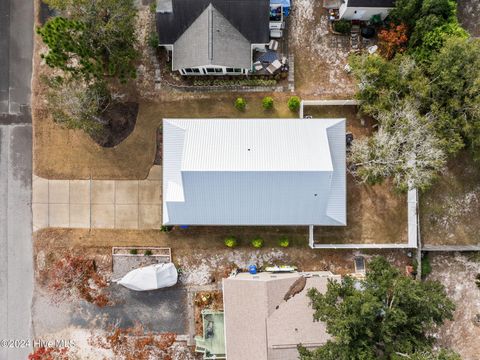 A home in Oak Island