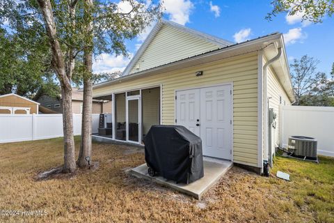 A home in Oak Island