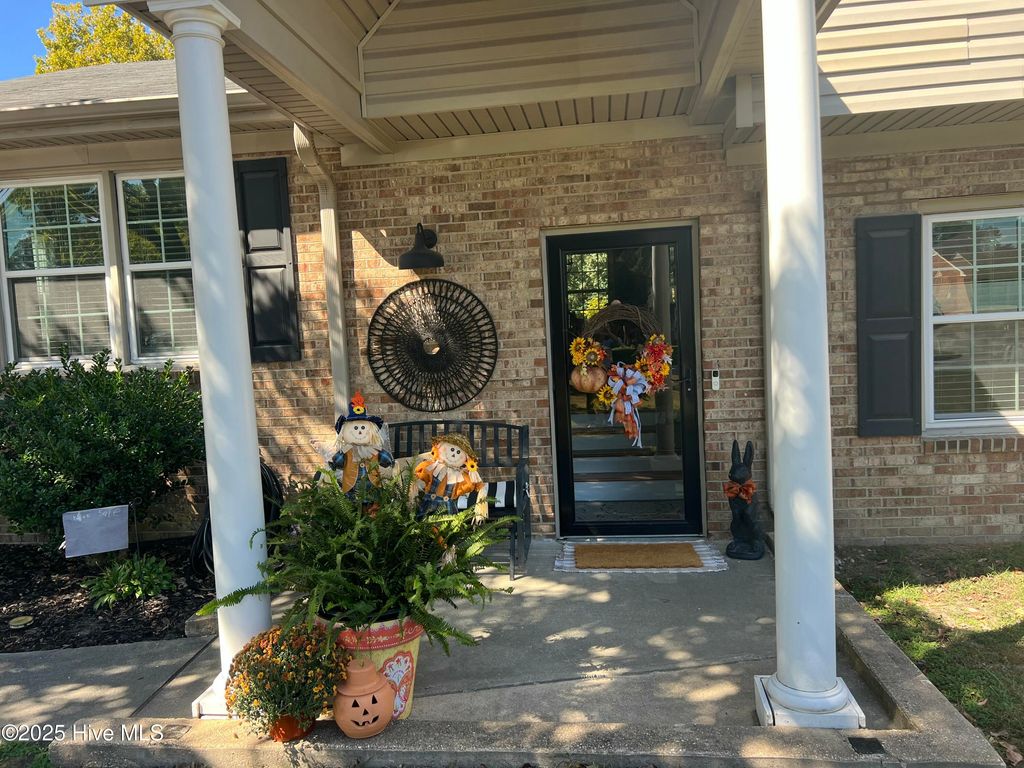 Photo of 1204 Rodgers Drive, Tarboro, NC 27886 (MLS # 100534411)