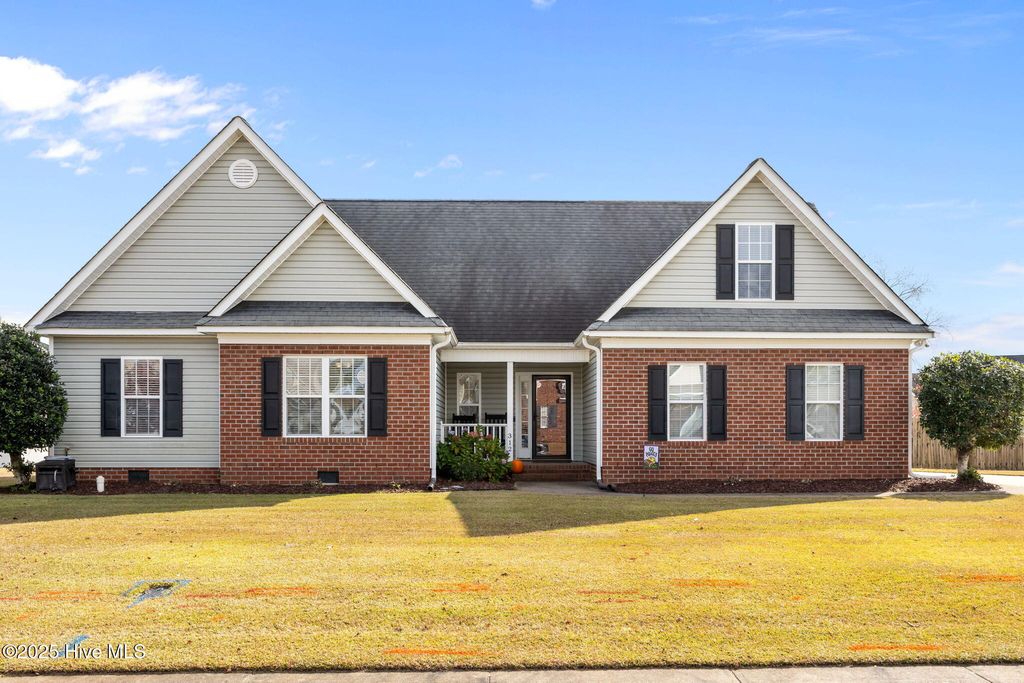 Photo of 312 Brogden Court, Winterville, NC 28590 (MLS # 100540450)