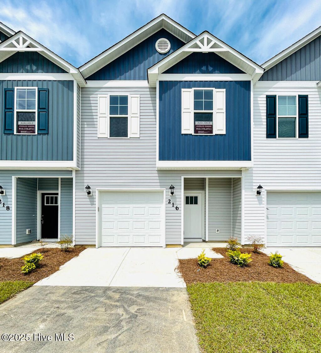 Photo of 216 Crab Claw Spit Lane, Jacksonville, NC 28546 (MLS # 100502791)