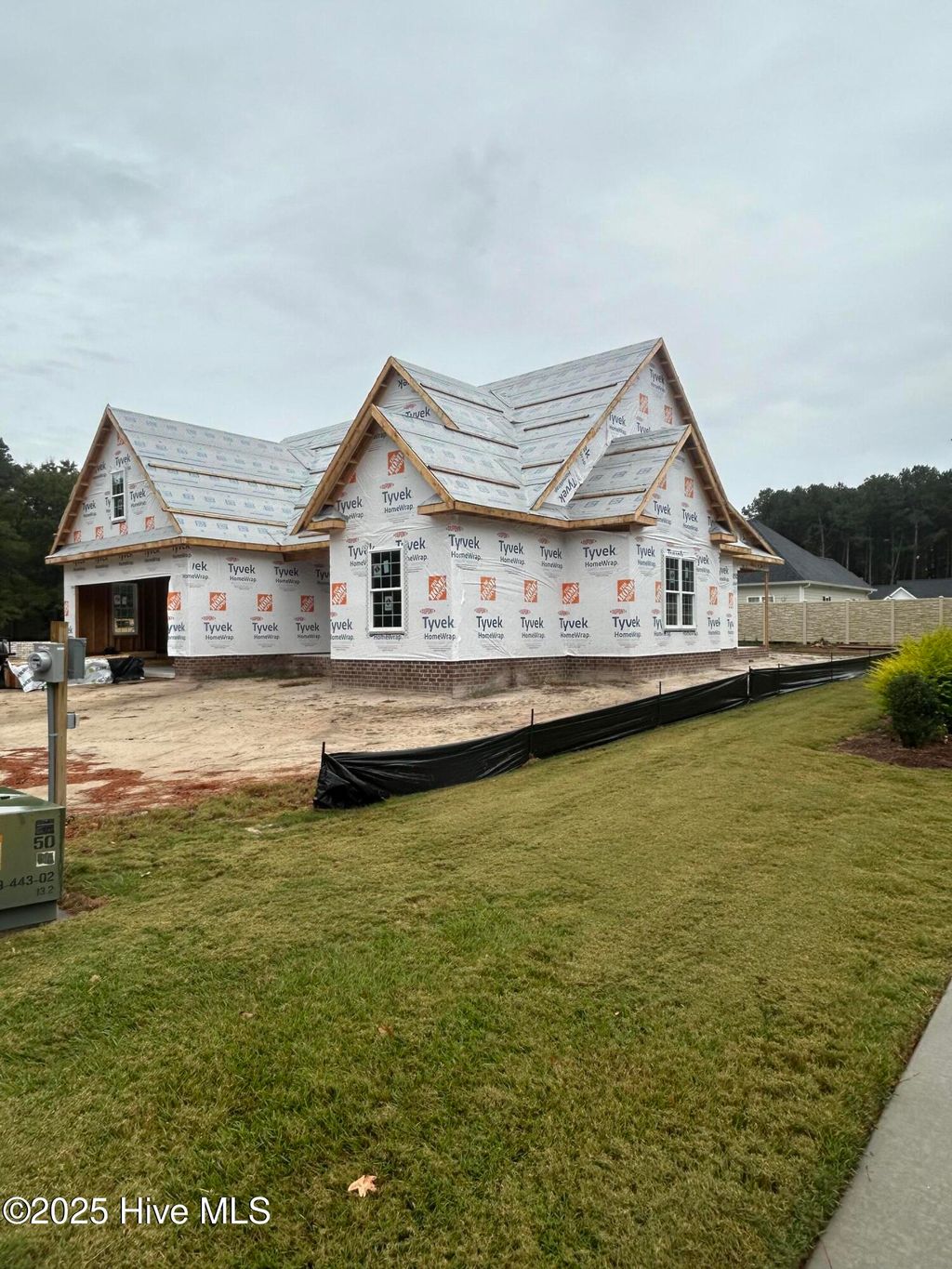 Photo of 116 Village Circle, Clinton, NC 28328 (MLS # 100538620)