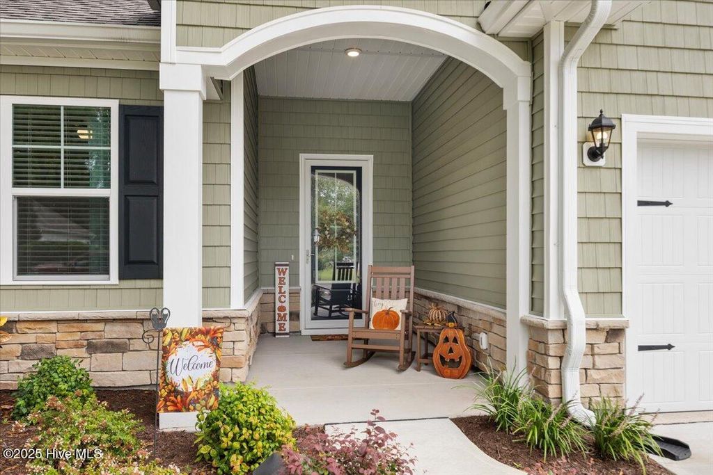 Photo of 8845 Lansdowne Drive NW, Calabash, NC 28467 (MLS # 100530495)