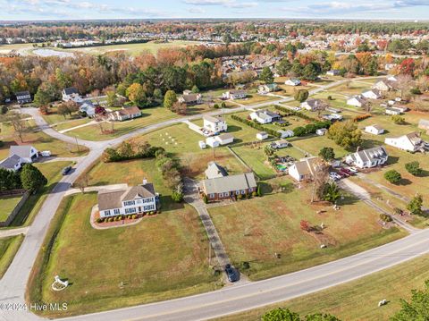 A home in Winterville