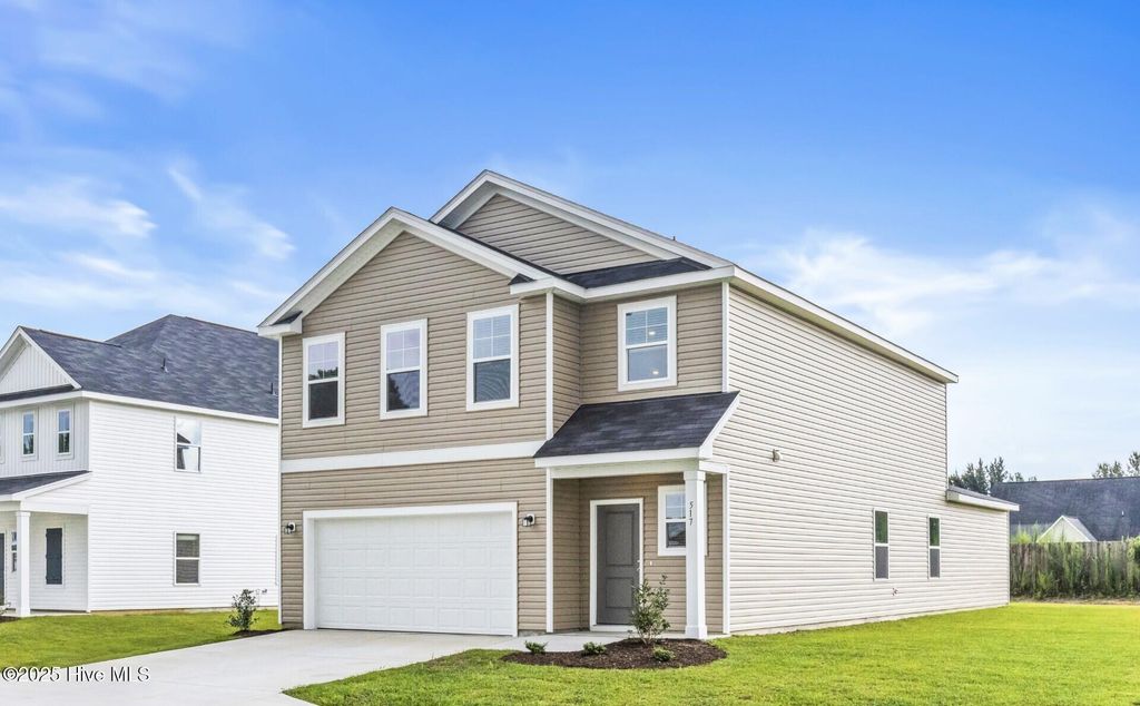 Photo of 606 S Squires Run Lane, Richlands, NC 28574 (MLS # 100519018)