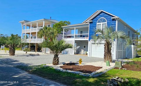 A home in Oak Island