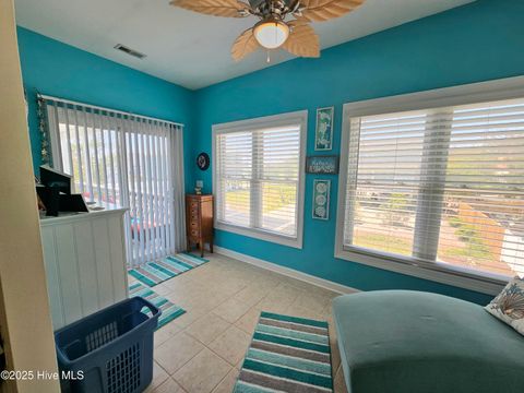 A home in Oak Island