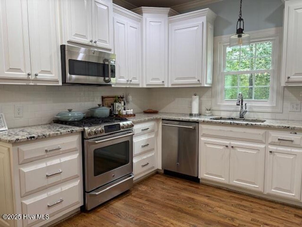 Photo of 2408 Horseshoe Drive, Rocky Mount, NC 27804 (MLS # 100534495)