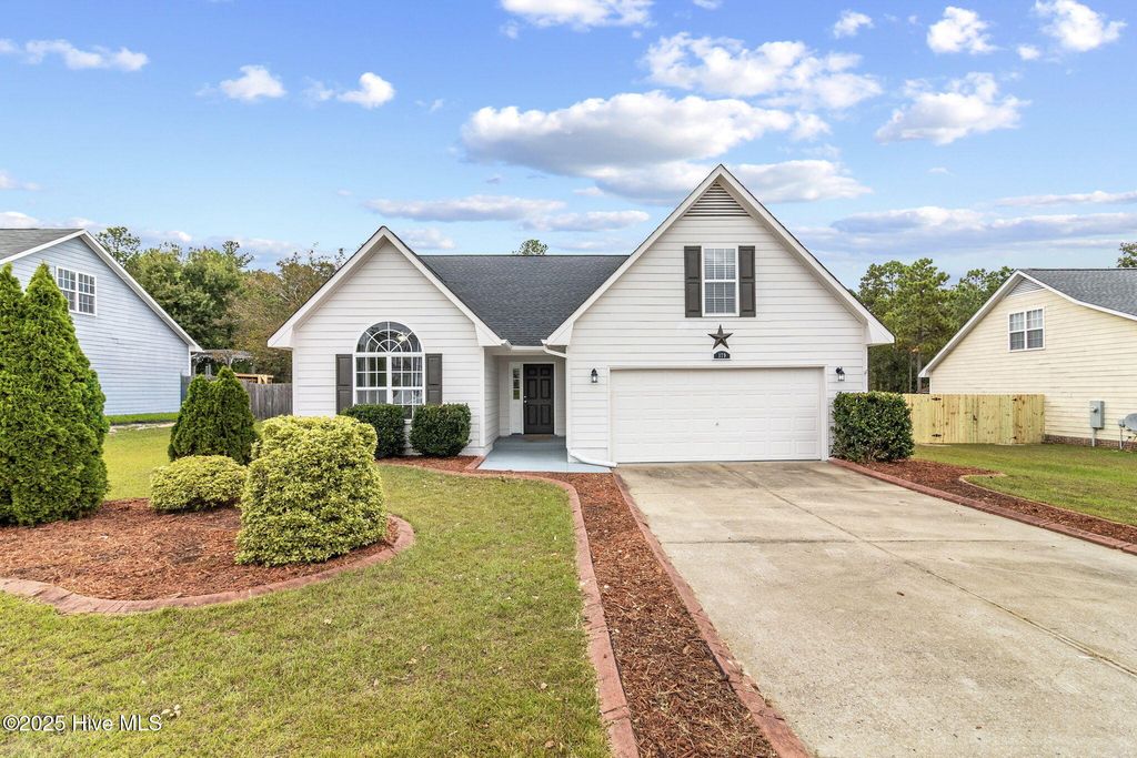 Photo of 179 Fallingleaf Drive, Raeford, NC 28376 (MLS # 100534922)