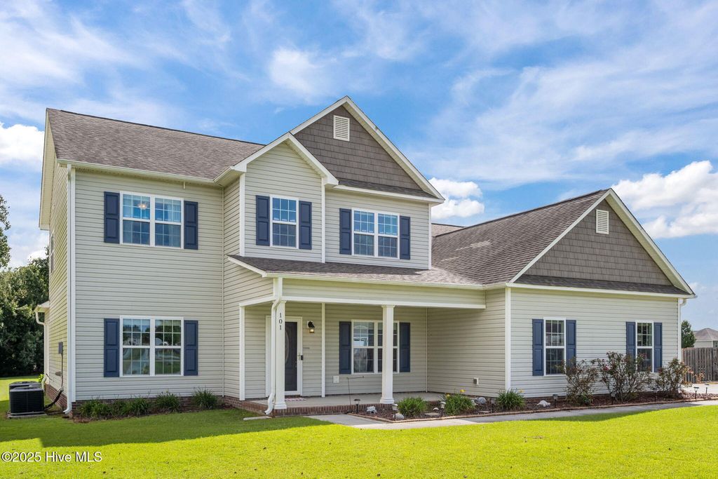 Photo of 101 River Bluff Drive, Jacksonville, NC 28540 (MLS # 100526784)