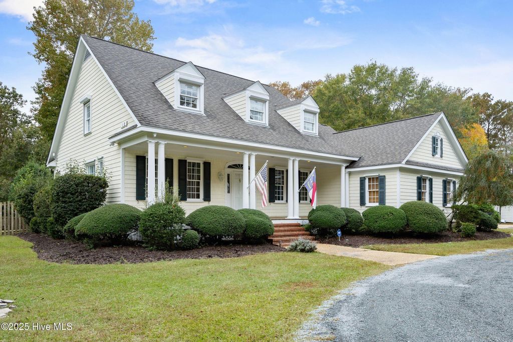 Photo of 370 Whitebridge Road, Hampstead, NC 28443 (MLS # 100538720)