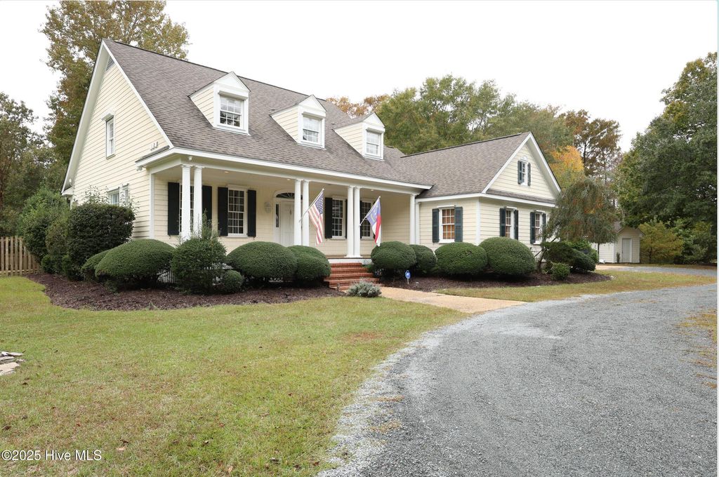 Photo of 370 Whitebridge Road, Hampstead, NC 28443 (MLS # 100538720)
