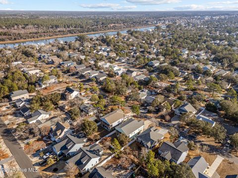 A home in Oak Island