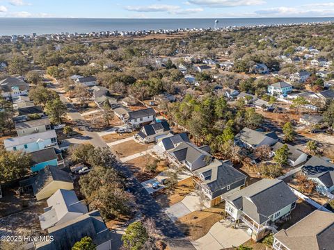 A home in Oak Island