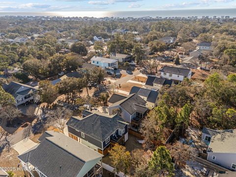 A home in Oak Island