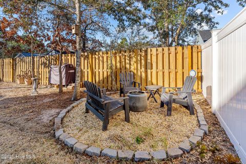 A home in Oak Island