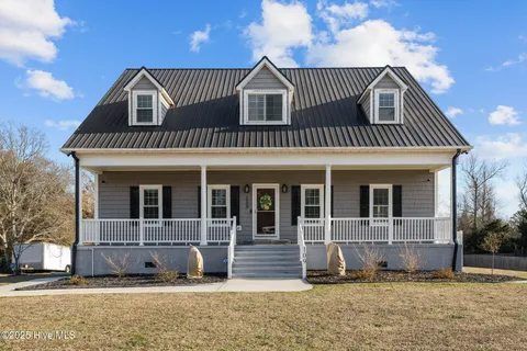 109 Pelican Drive, Newport, NC 28570 - #: 100490917