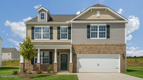 Single Family Residence in Sanford NC 124 Winter Star Court.jpg