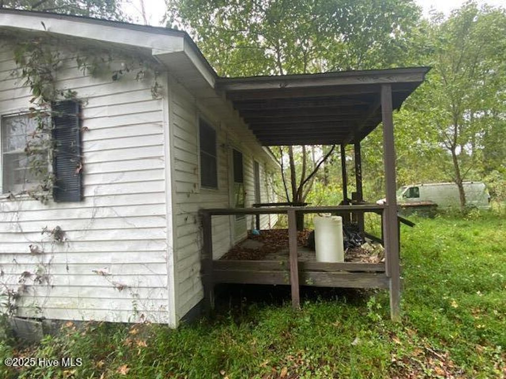 Photo of 1433 Bell Town Road, Williamston, NC 27892 (MLS # 100536090)