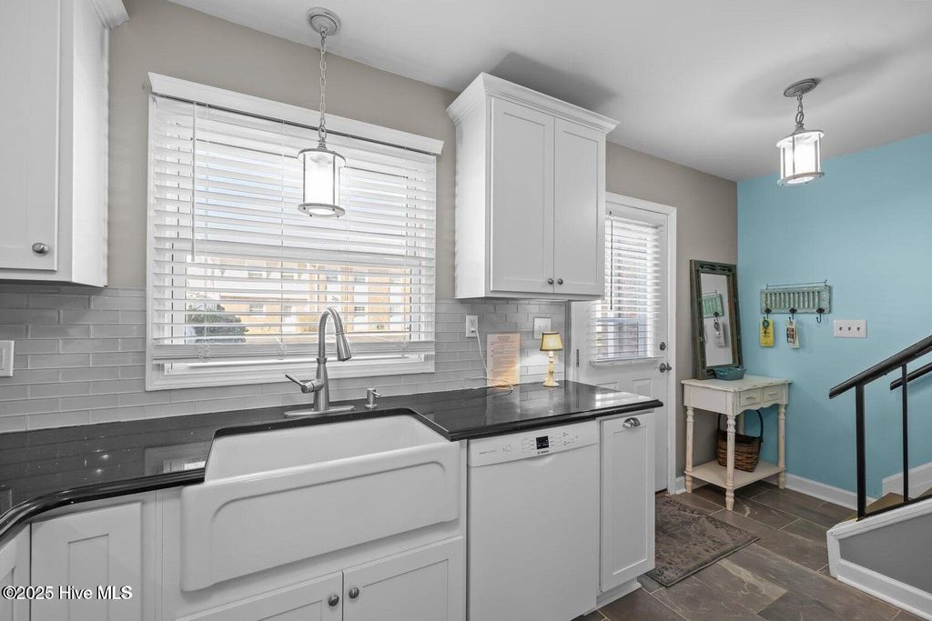 Photo of 273 Salter Path Road Rd #5, Pine Knoll Shores, NC 28512 (MLS # 100535689)