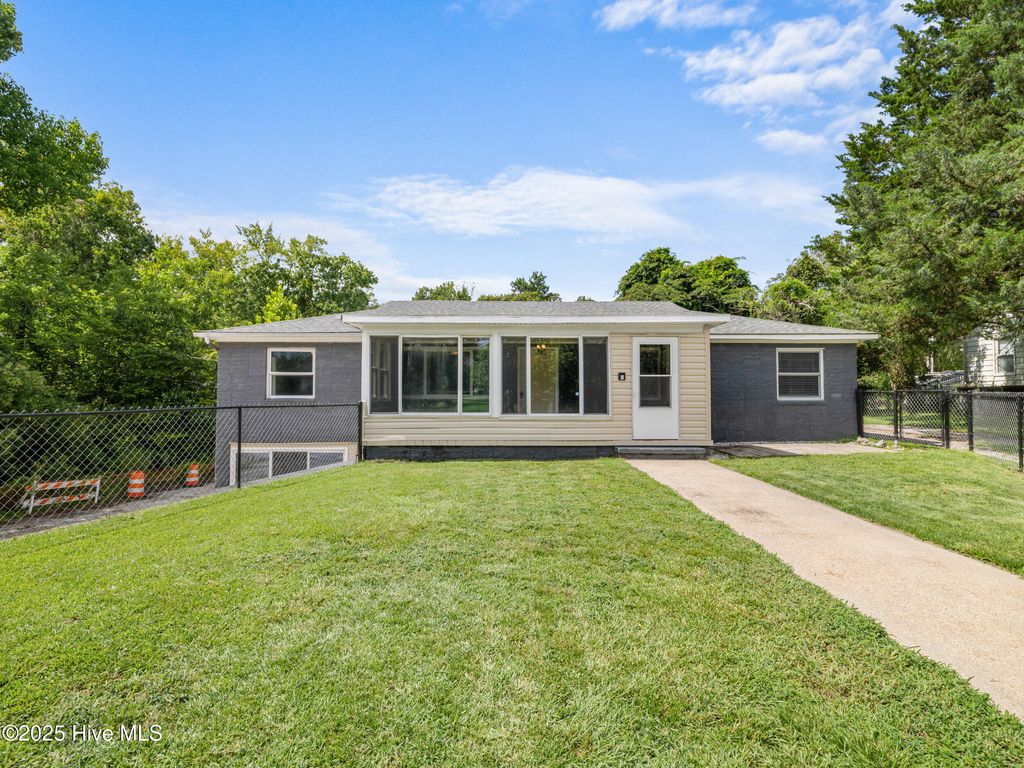 Photo of 11 Dewitt Street, Jacksonville, NC 28540 (MLS # 100524130)