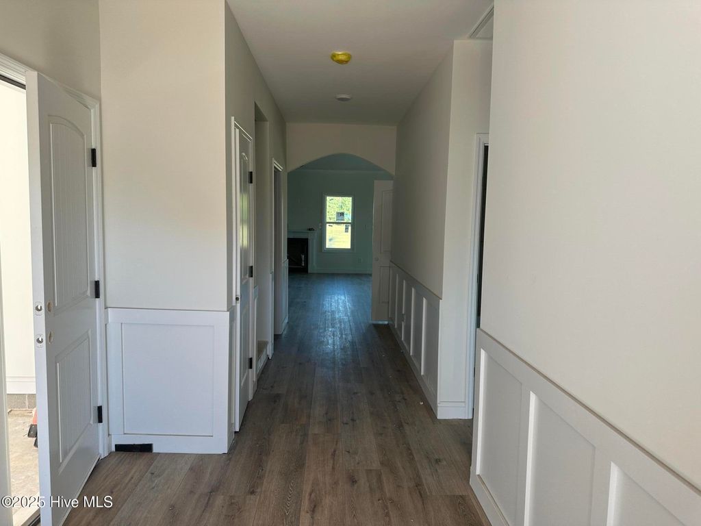 Photo of 111 Camelot Drive, Holly Ridge, NC 28445 (MLS # 100525179)