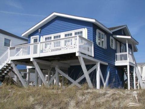 A home in Oak Island