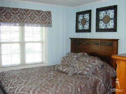 A home in Oak Island