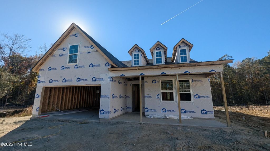 Photo of 7020 Bayberry Park Drive, New Bern, NC 28562 (MLS # 100540238)