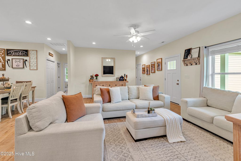 Photo of 604 Hobbs Drive, Jacksonville, NC 28540 (MLS # 100523075)