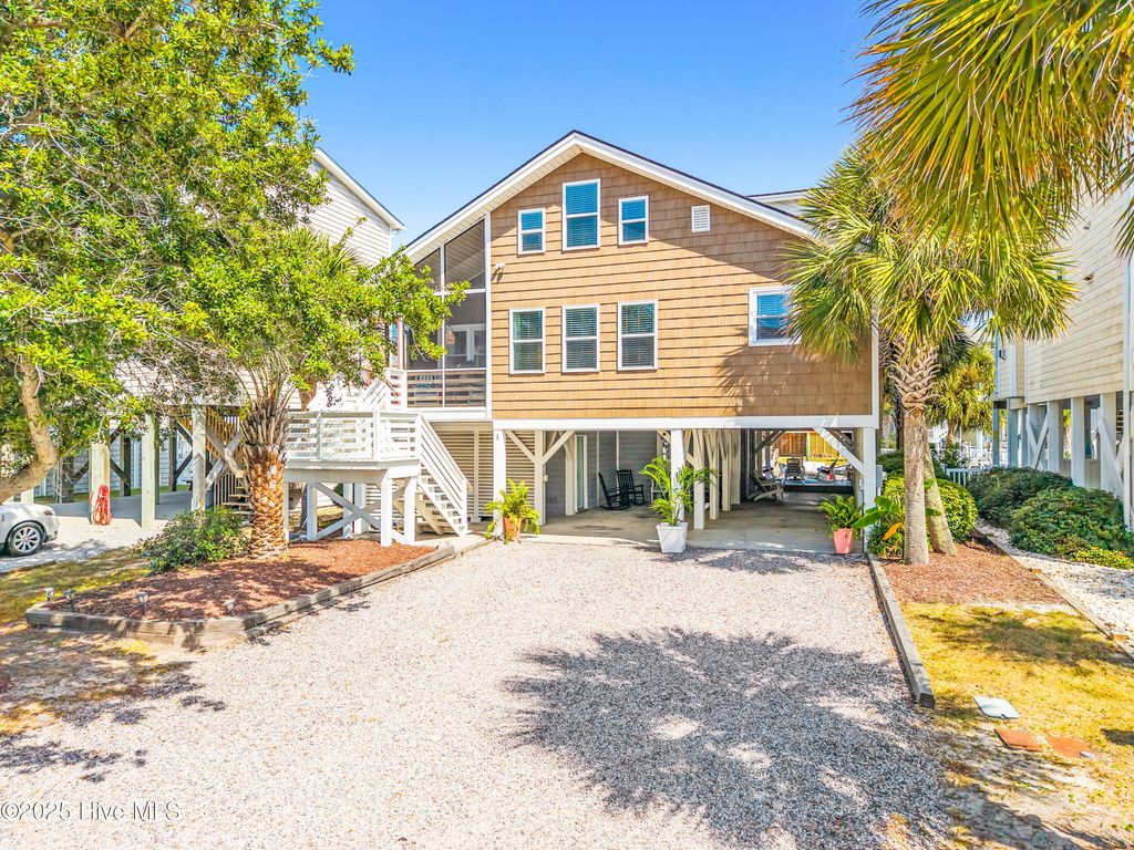 Photo of 8 Dare Street, Ocean Isle Beach, NC 28469 (MLS # 100532842)