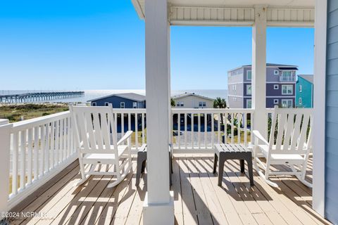 A home in Oak Island