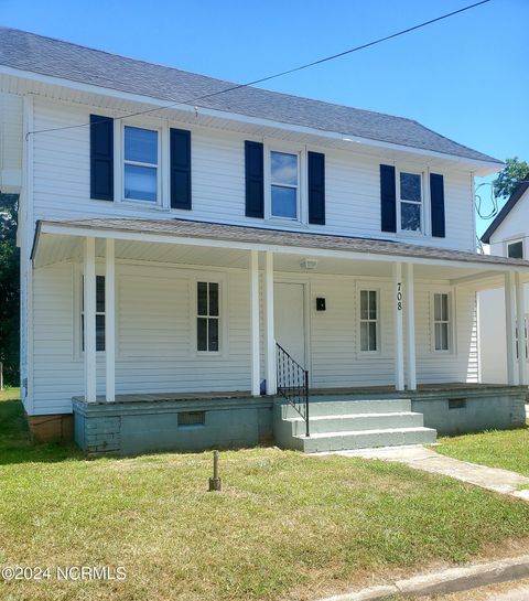 A home in Elizabeth City