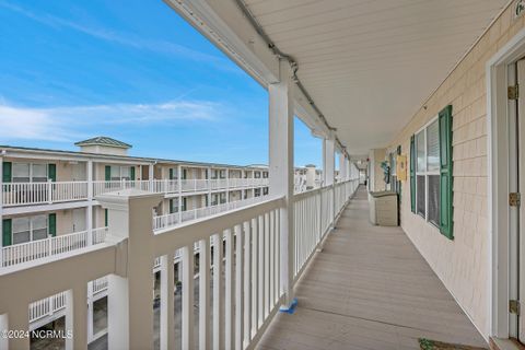 A home in Oak Island