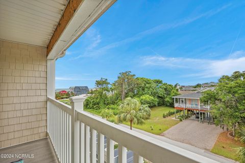 A home in Oak Island