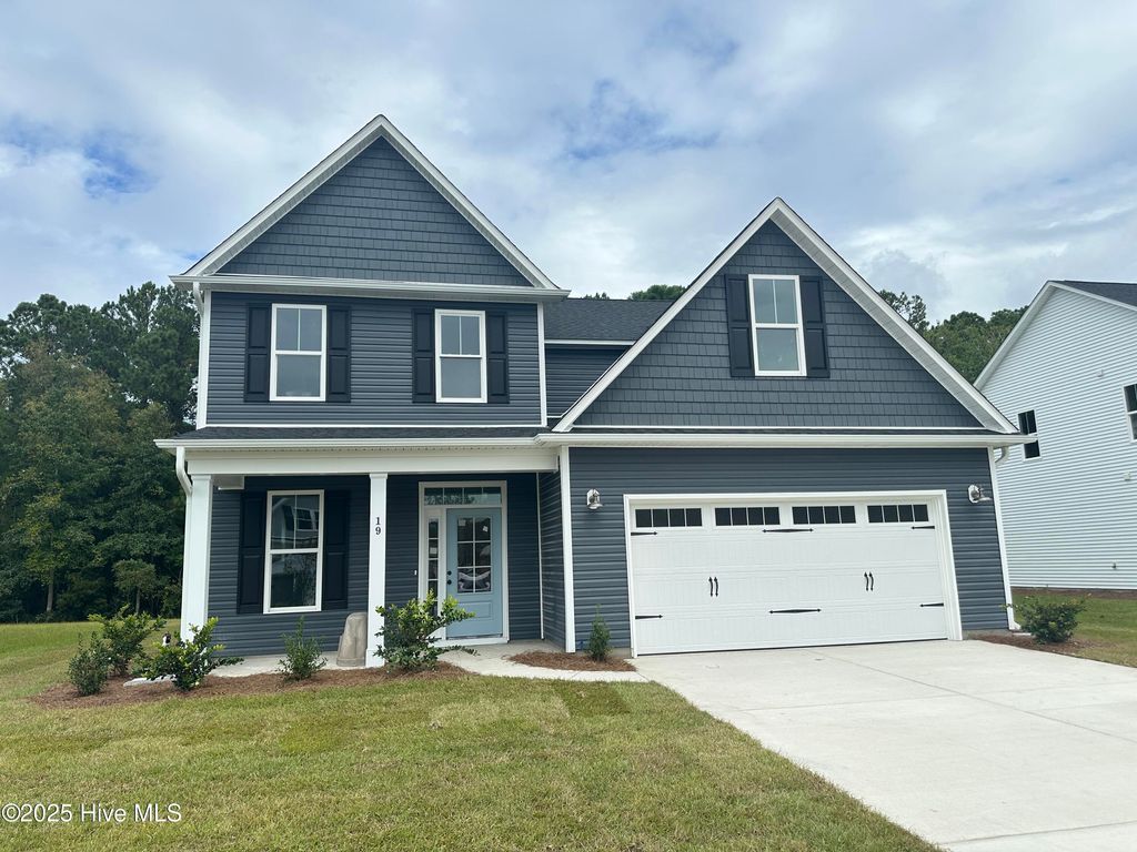 Photo of 19 S Bandwheel Way, Hampstead, NC 28443 (MLS # 100498691)