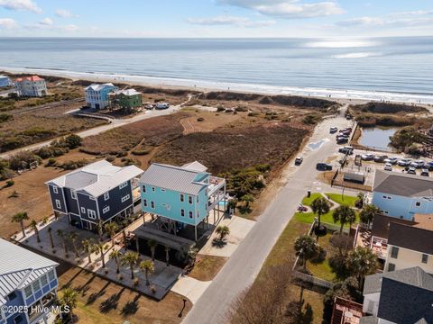 A home in Oak Island