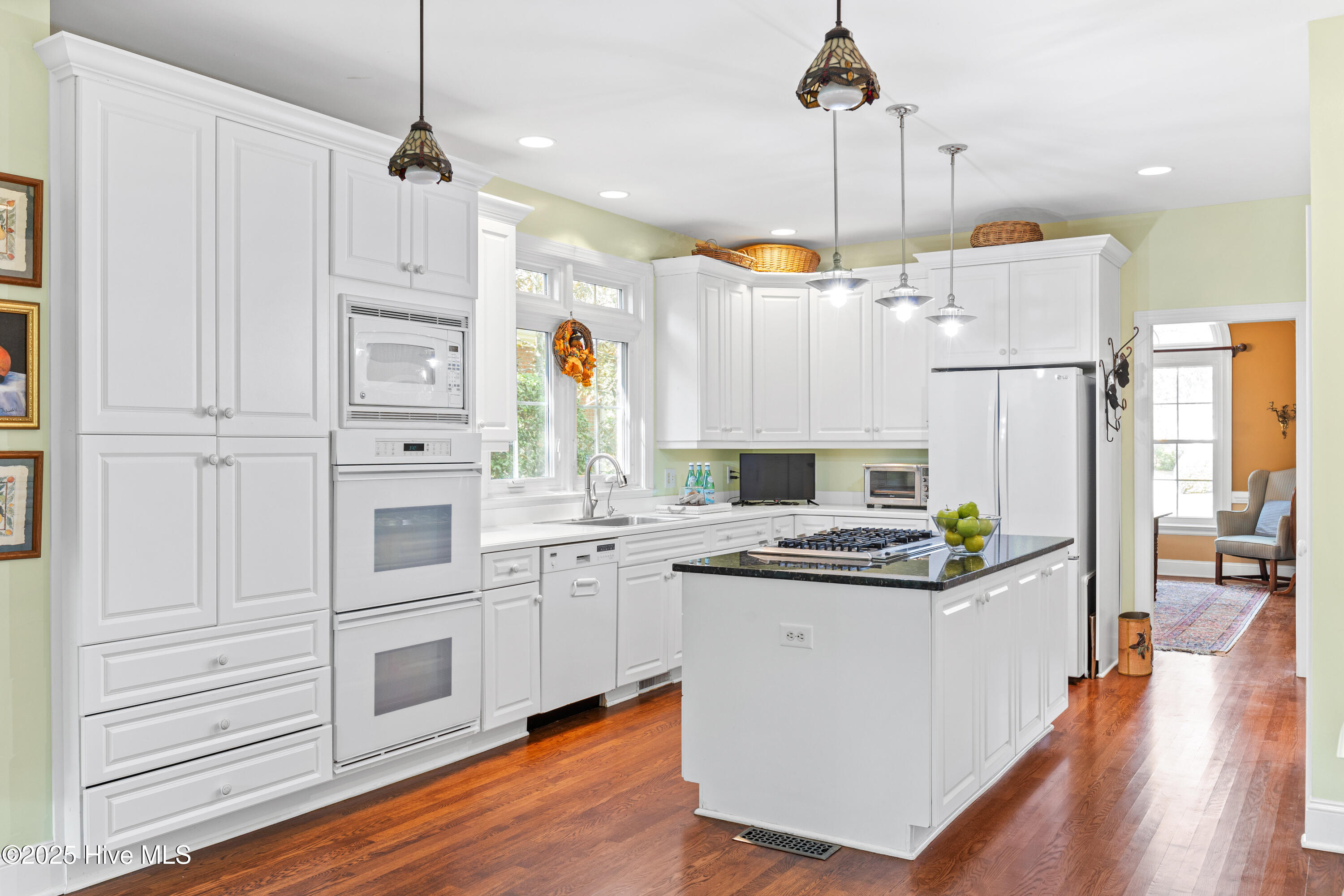 2018 Kenilworth Lane