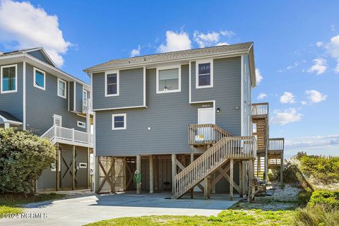 A home in North Topsail Beach